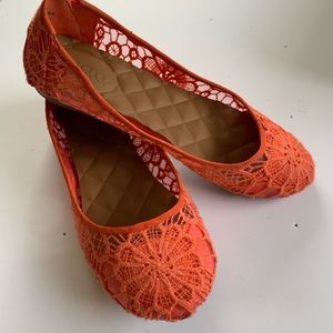 Lace coral flats!